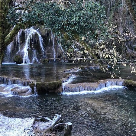 Gite De La Cascade Les Planches-pres-Arbois Buitenkant foto